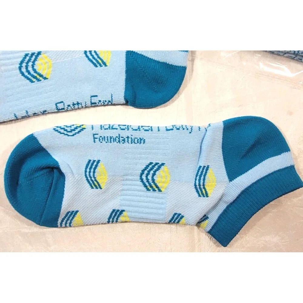 LOT: 10 Pairs Betty Ford‎ Foundation Athletic Lo-Cut Ankle Socks - One Size